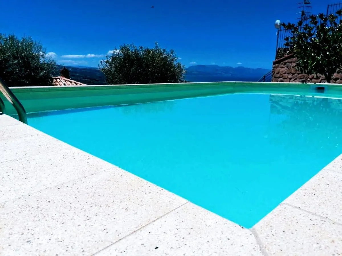 Villa Verde Чефалу