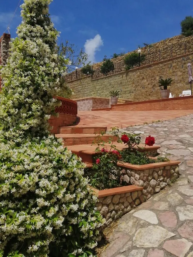 Villa Verde Чефалу 0*,  Италия